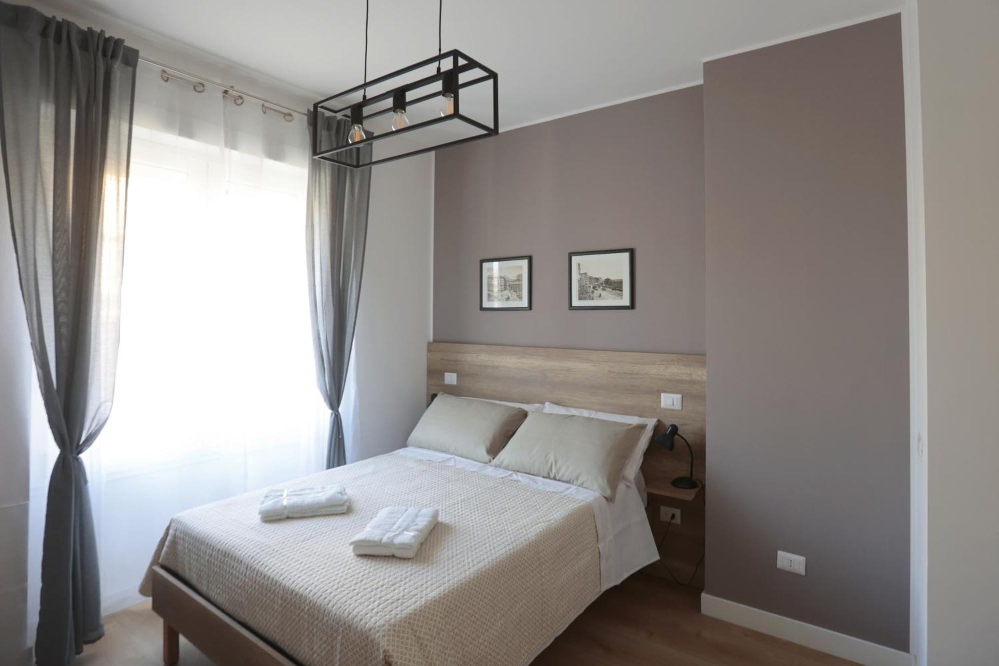 Angio Holiday Rooms Naples Exterior photo